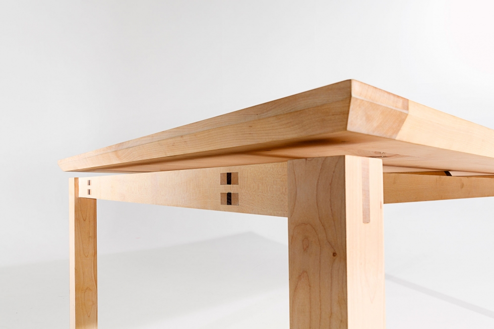 Esdoorn-tafel-zwevend-blad