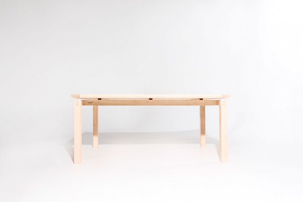 Tafel-met-zwevend-blad